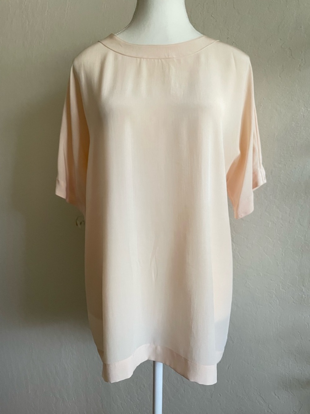 Vintage short sleeve peachy silk top